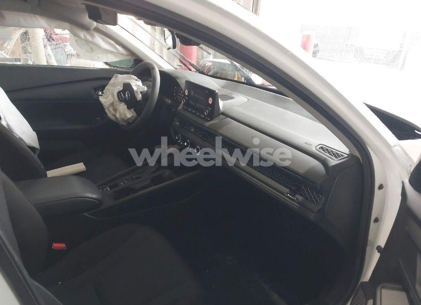 Photo 5 of 2024 Honda Accord LX (VIN 1HGCY1F28RA012958)