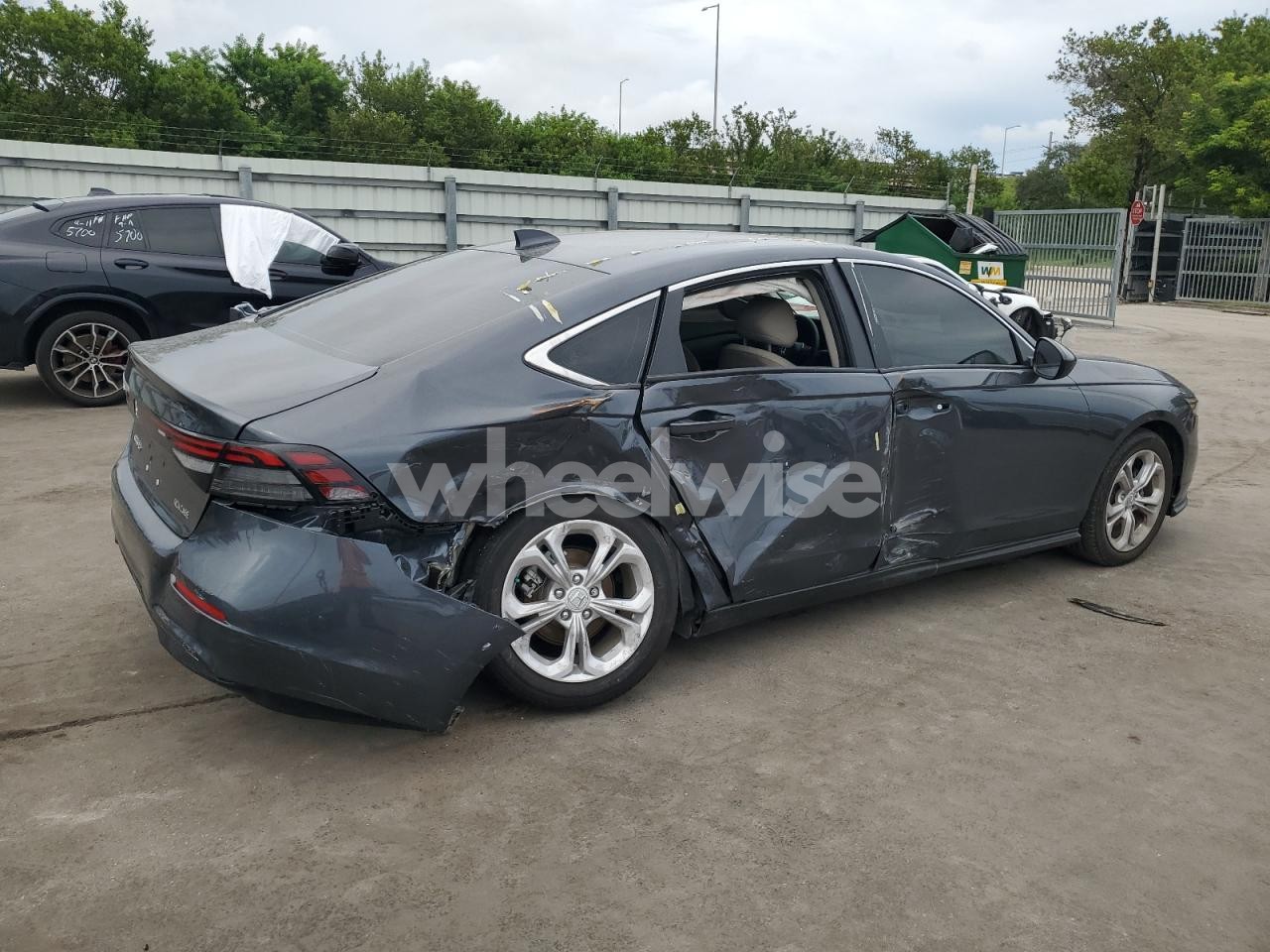 Photo 3 of 2025 HONDA ACCORD LX (VIN 1HGCY1F28SA019351)