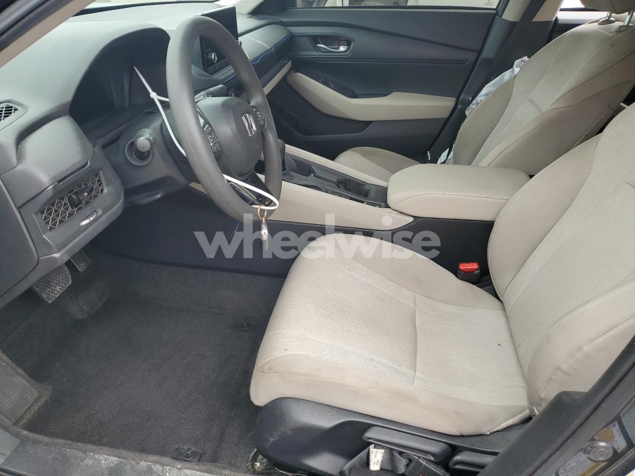 Photo 7 of 2025 HONDA ACCORD LX (VIN 1HGCY1F28SA019351)