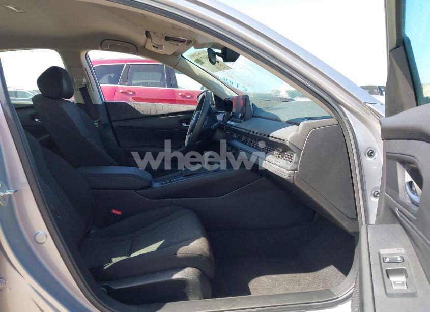 Photo 5 of 2023 Honda Accord LX (VIN 1HGCY1F29PA027045)