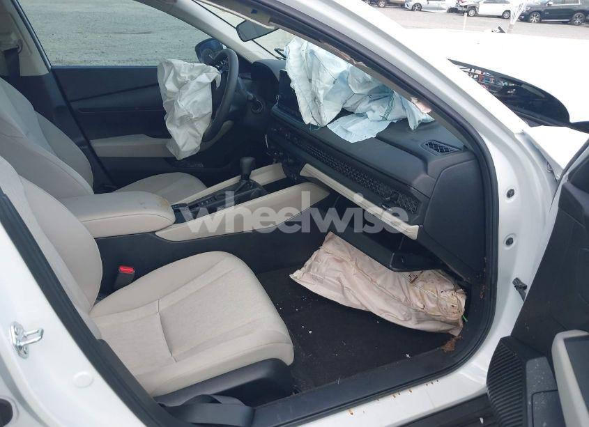 Photo 5 of 2024 Honda Accord LX (VIN 1HGCY1F29RA022401)