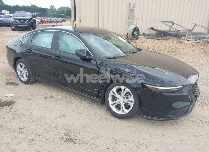 2025 Honda Accord LX (VIN 1HGCY1F2XSA003653) main photo