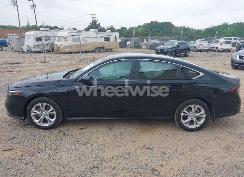 Photo 14 of 2025 Honda Accord LX (VIN 1HGCY1F2XSA003653)