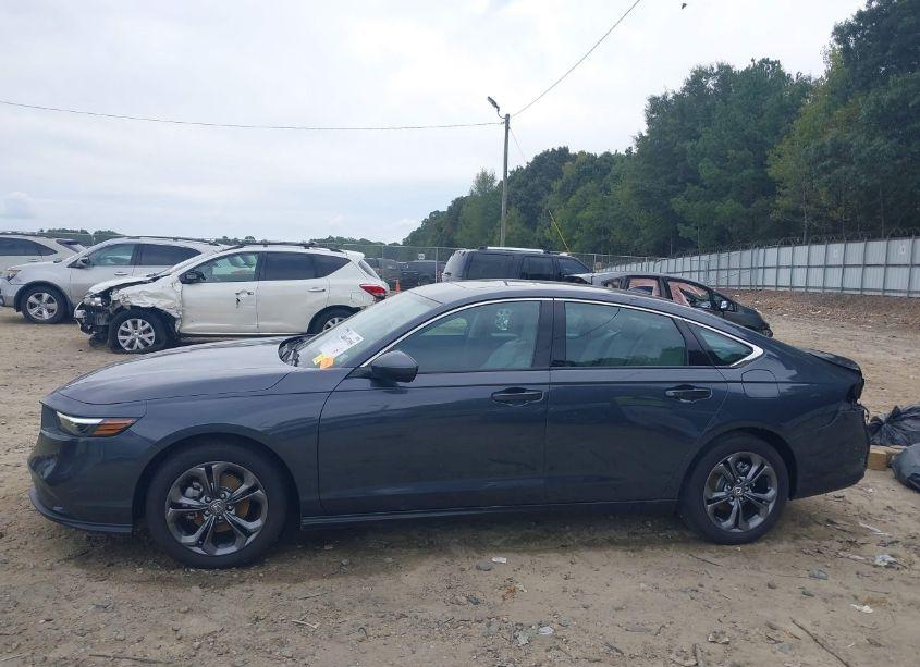 Photo 14 of 2023 Honda Accord EX (VIN 1HGCY1F30PA023958)