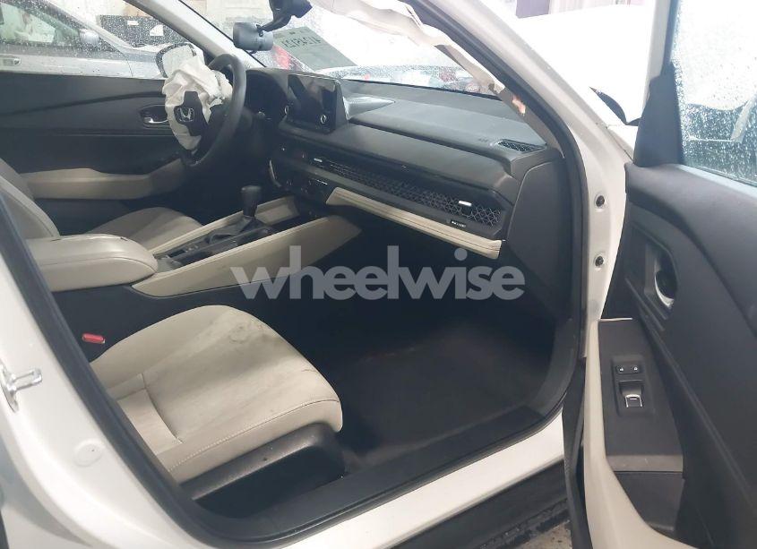 Photo 5 of 2023 Honda Accord EX (VIN 1HGCY1F30PA024611)