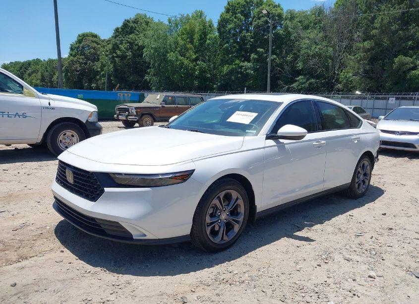 Photo 2 of 2023 Honda Accord EX (VIN 1HGCY1F30PA027525)
