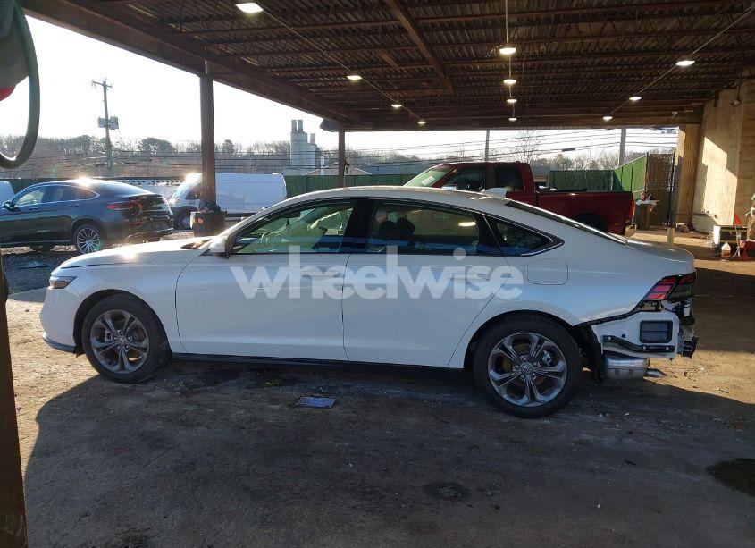 Photo 15 of 2024 Honda Accord EX (VIN 1HGCY1F30RA031173)