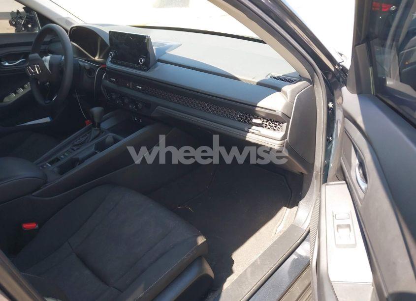 Photo 5 of 2024 Honda Accord EX (VIN 1HGCY1F30RA050421)