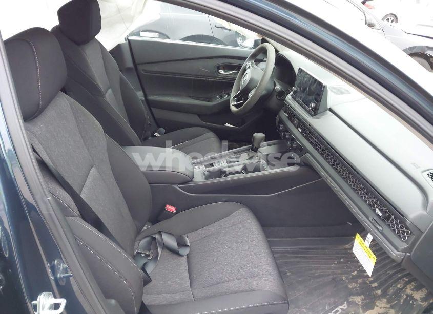 Photo 5 of 2024 Honda Accord EX (VIN 1HGCY1F30RA065002)