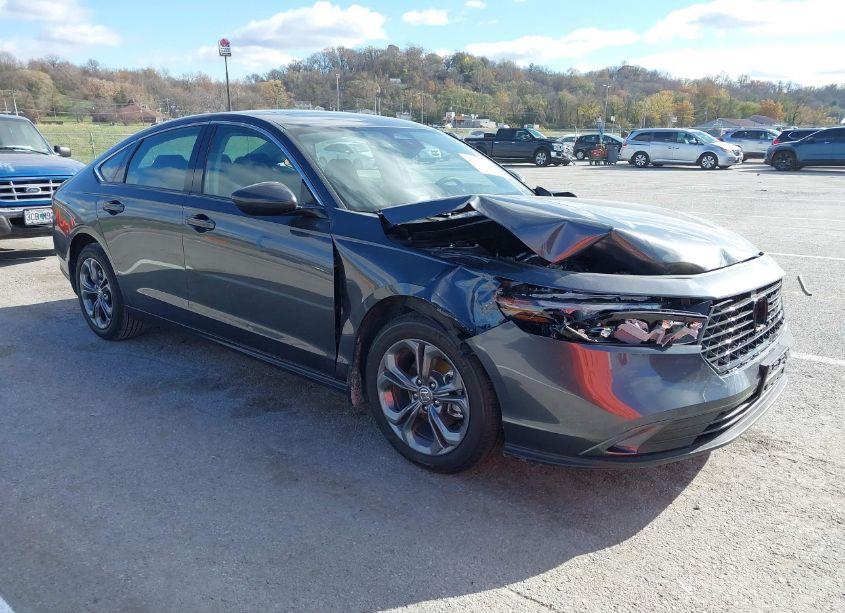 2024 Honda Accord EX (VIN 1HGCY1F30RA083564) main photo