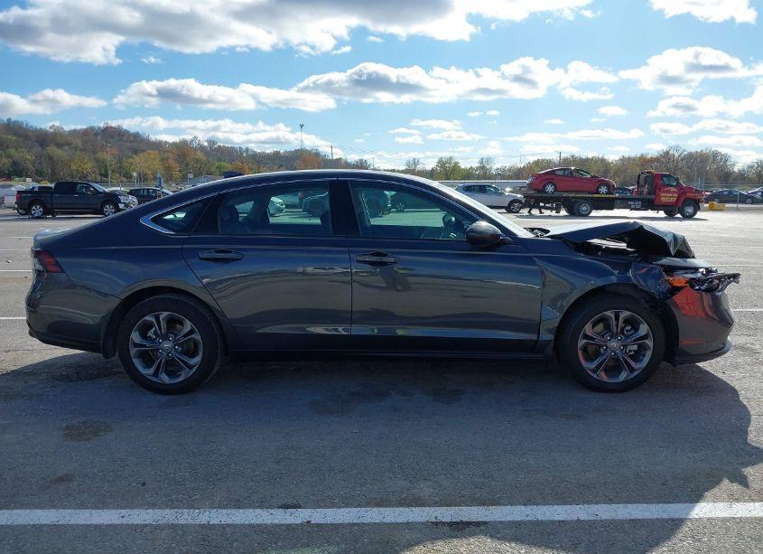 Photo 13 of 2024 Honda Accord EX (VIN 1HGCY1F30RA083564)