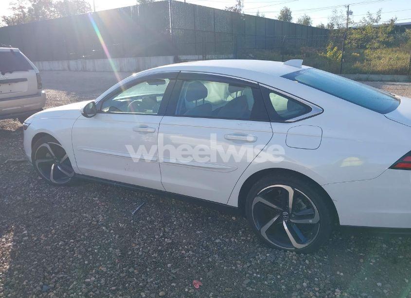 Photo 14 of 2023 Honda Accord EX (VIN 1HGCY1F31PA036010)