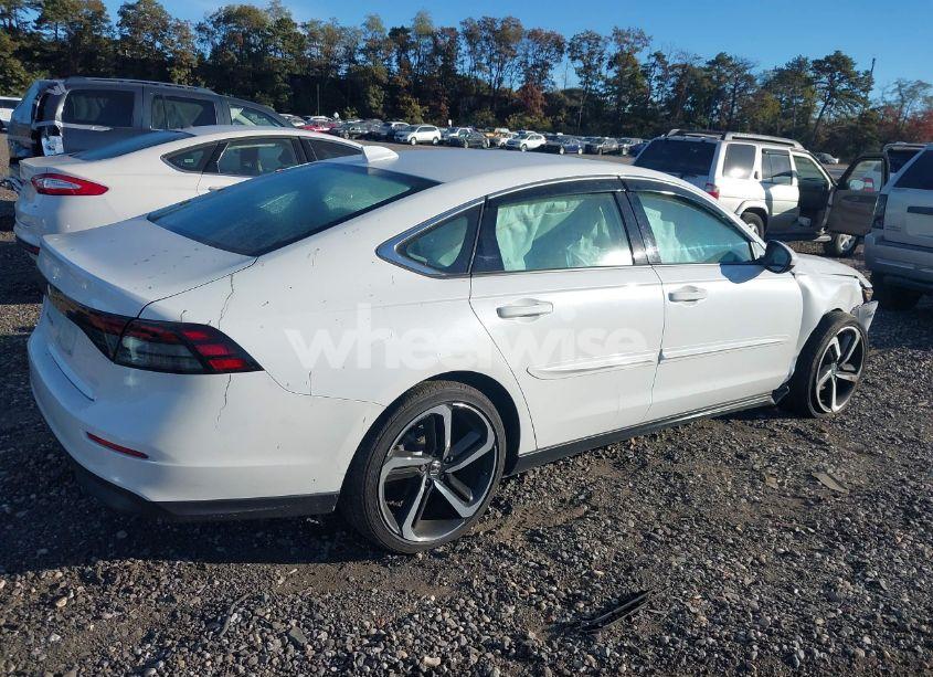 Photo 4 of 2023 Honda Accord EX (VIN 1HGCY1F31PA036010)