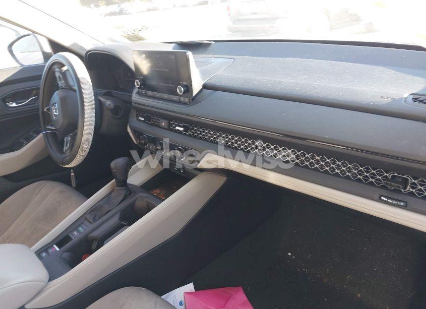 Photo 5 of 2023 Honda Accord EX (VIN 1HGCY1F31PA036010)