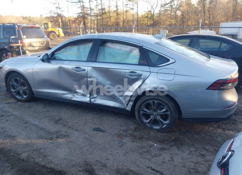 Photo 14 of 2024 Honda Accord EX (VIN 1HGCY1F31RA028377)