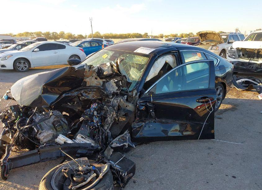 Photo 2 of 2024 Honda Accord EX (VIN 1HGCY1F31RA032669)