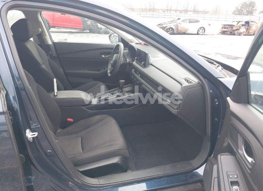 Photo 5 of 2024 Honda Accord EX (VIN 1HGCY1F31RA050203)