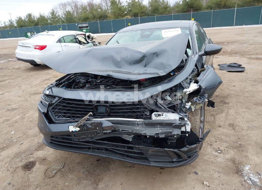 Photo 2 of 2024 Honda Accord EX (VIN 1HGCY1F31RA075280)