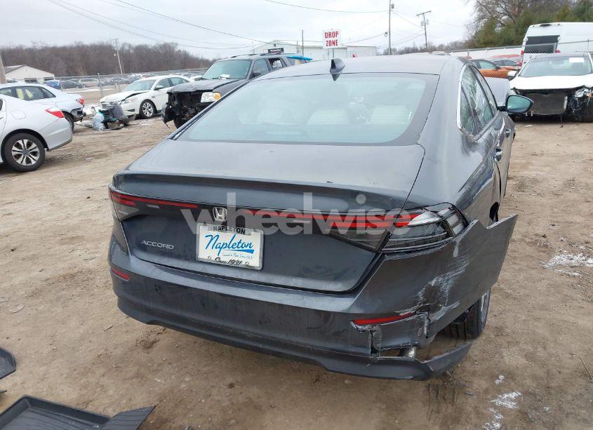 Photo 4 of 2024 Honda Accord EX (VIN 1HGCY1F31RA075280)