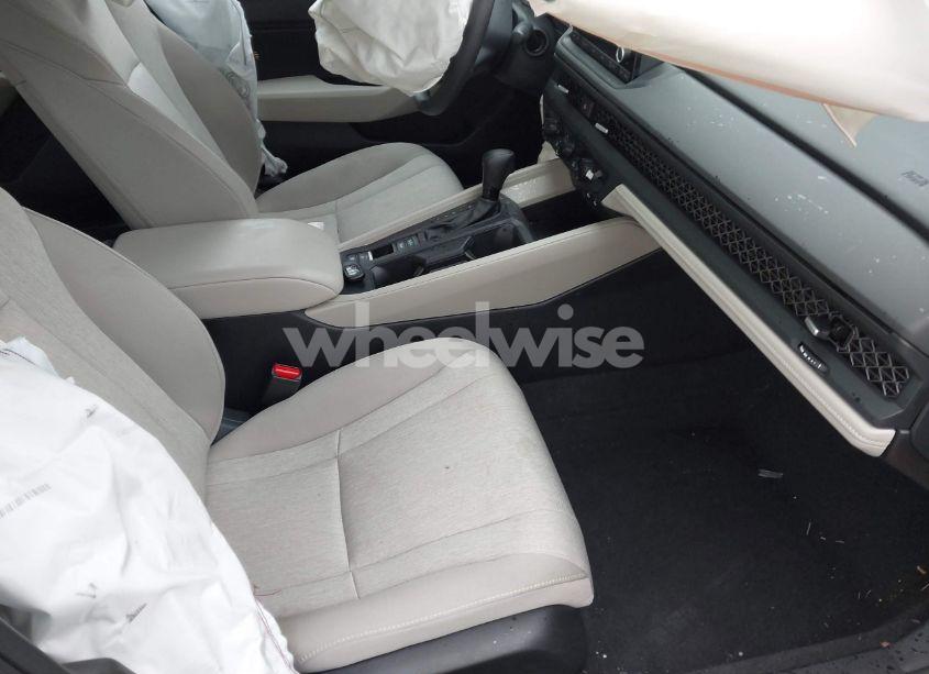 Photo 5 of 2024 Honda Accord EX (VIN 1HGCY1F31RA075280)