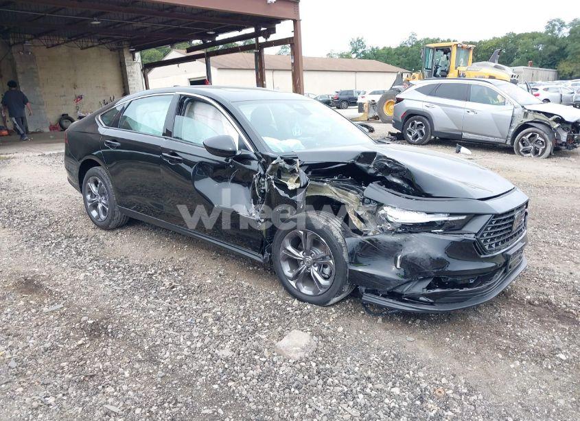 2024 Honda Accord EX (VIN 1HGCY1F31RA081807) main photo