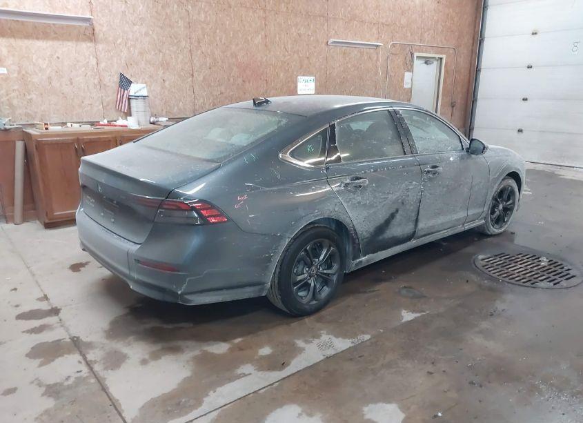 Photo 4 of 2023 Honda Accord EX (VIN 1HGCY1F32PA026036)