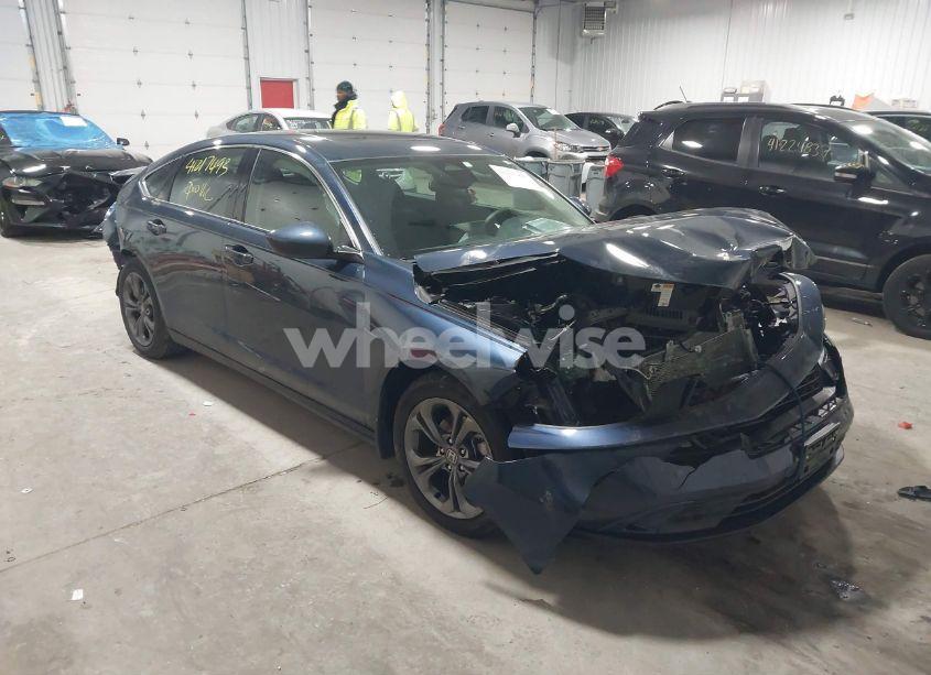 2024 Honda Accord EX (VIN 1HGCY1F32RA051683) main photo
