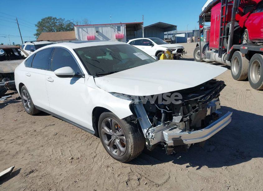 2024 Honda Accord EX (VIN 1HGCY1F32RA088717) main photo