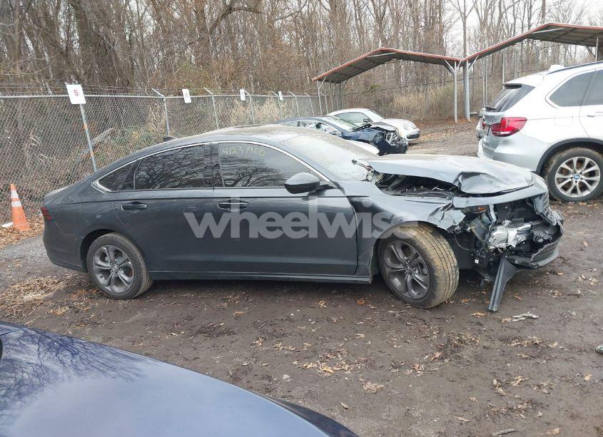 Photo 13 of 2024 Honda Accord EX (VIN 1HGCY1F32RA088930)