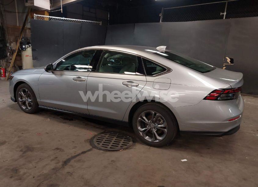 Photo 3 of 2023 Honda Accord EX (VIN 1HGCY1F33PA020553)