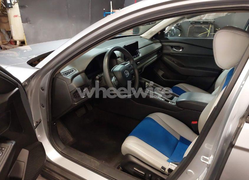 Photo 5 of 2023 Honda Accord EX (VIN 1HGCY1F33PA020553)