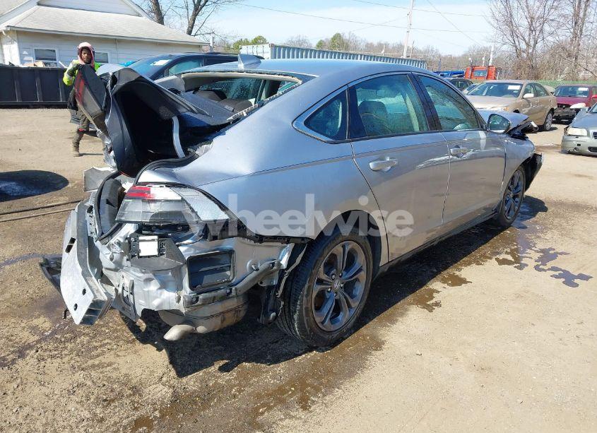 Photo 4 of 2023 Honda Accord EX (VIN 1HGCY1F33PA053083)
