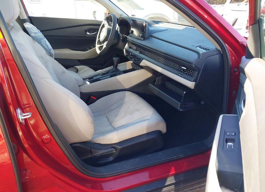 Photo 5 of 2023 Honda Accord EX (VIN 1HGCY1F33PA061037)