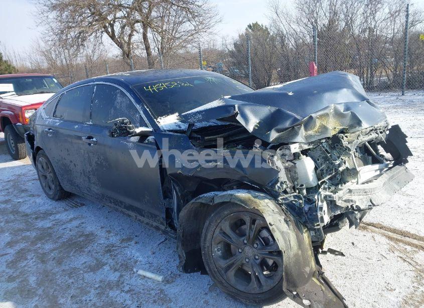 2024 Honda Accord EX (VIN 1HGCY1F33RA001116) main photo