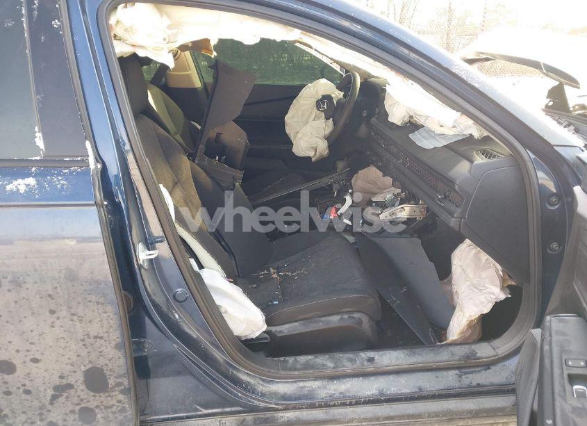 Photo 5 of 2024 Honda Accord EX (VIN 1HGCY1F33RA001116)