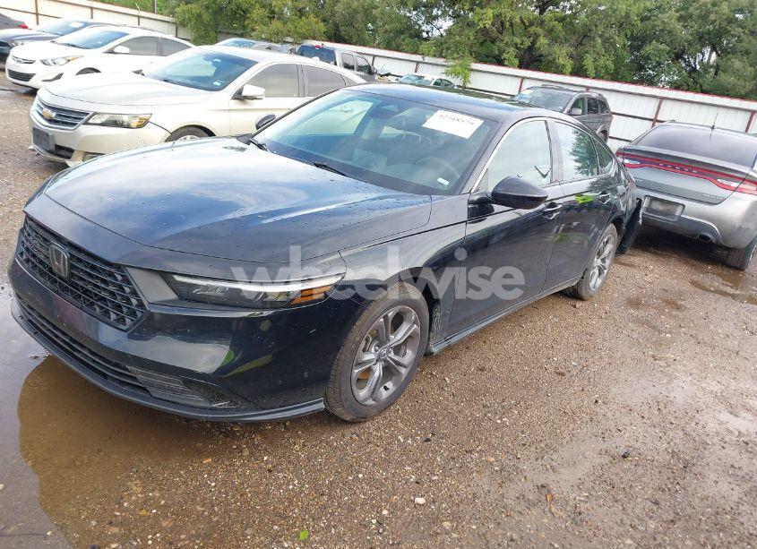 Photo 2 of 2024 Honda Accord EX (VIN 1HGCY1F33RA011046)