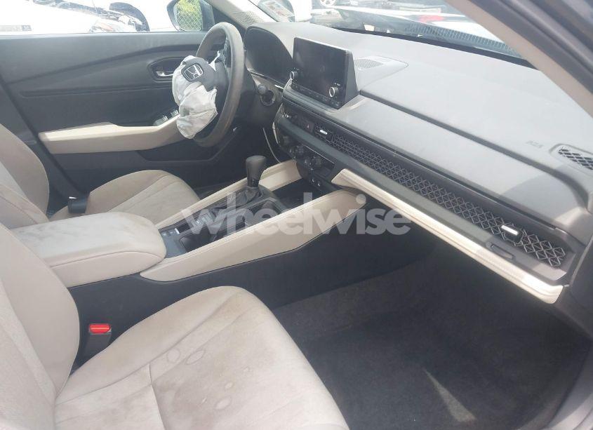 Photo 5 of 2024 Honda Accord EX (VIN 1HGCY1F33RA043754)