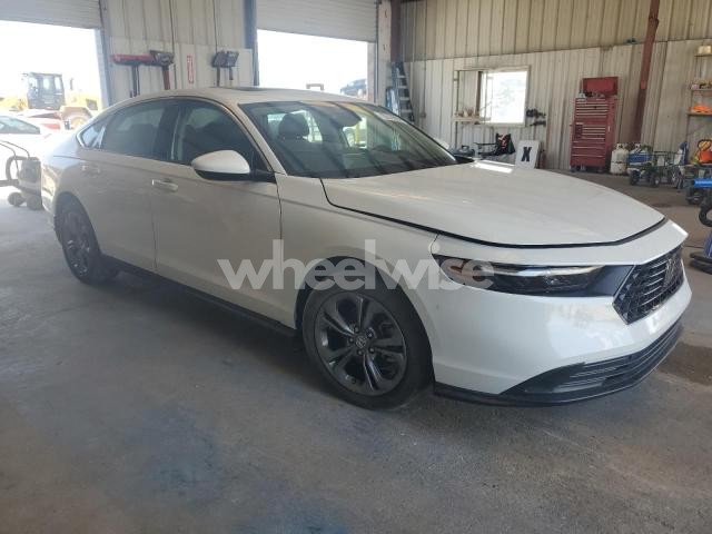 Photo 11 of 2024 HONDA ACCORD EX N/A (VIN 1HGCY1F33RA063373)