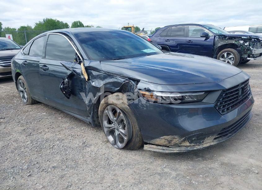 2024 Honda Accord EX (VIN 1HGCY1F34RA004686) main photo