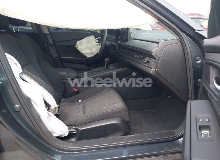 Photo 5 of 2024 Honda Accord EX (VIN 1HGCY1F34RA004686)