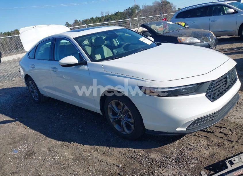 2024 Honda Accord EX (VIN 1HGCY1F34RA013257) main photo