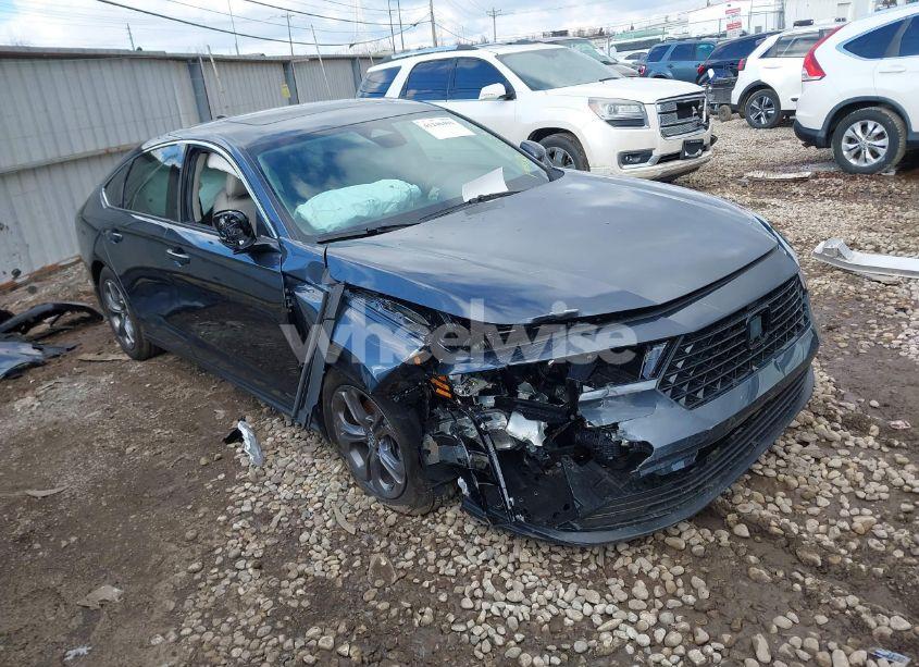 2024 Honda Accord EX (VIN 1HGCY1F34RA015185) main photo
