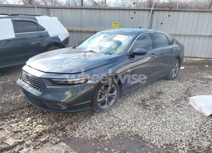 Photo 2 of 2024 Honda Accord EX (VIN 1HGCY1F34RA015185)