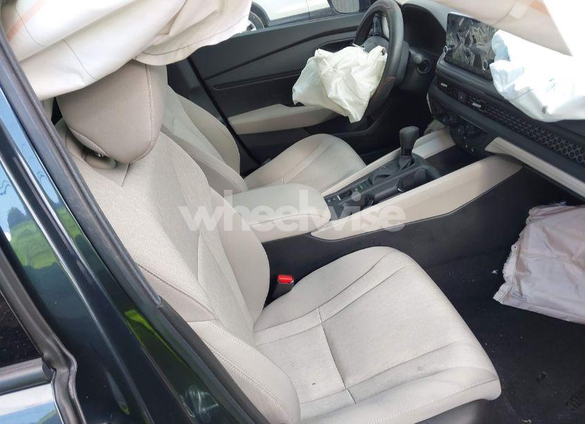 Photo 5 of 2024 Honda Accord EX (VIN 1HGCY1F34RA015185)