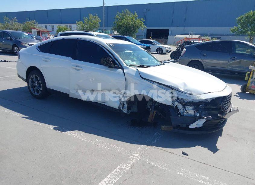 2024 Honda Accord EX (VIN 1HGCY1F34RA085253) main photo
