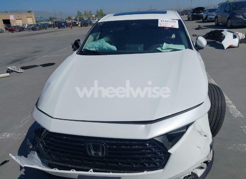 Photo 13 of 2024 Honda Accord EX (VIN 1HGCY1F34RA085253)