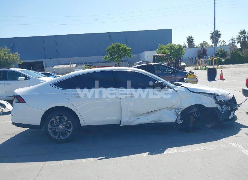 Photo 14 of 2024 Honda Accord EX (VIN 1HGCY1F34RA085253)