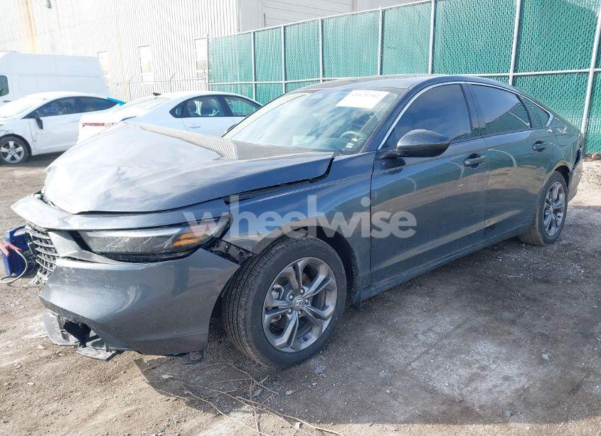 Photo 2 of 2024 Honda Accord EX (VIN 1HGCY1F34RA086371)
