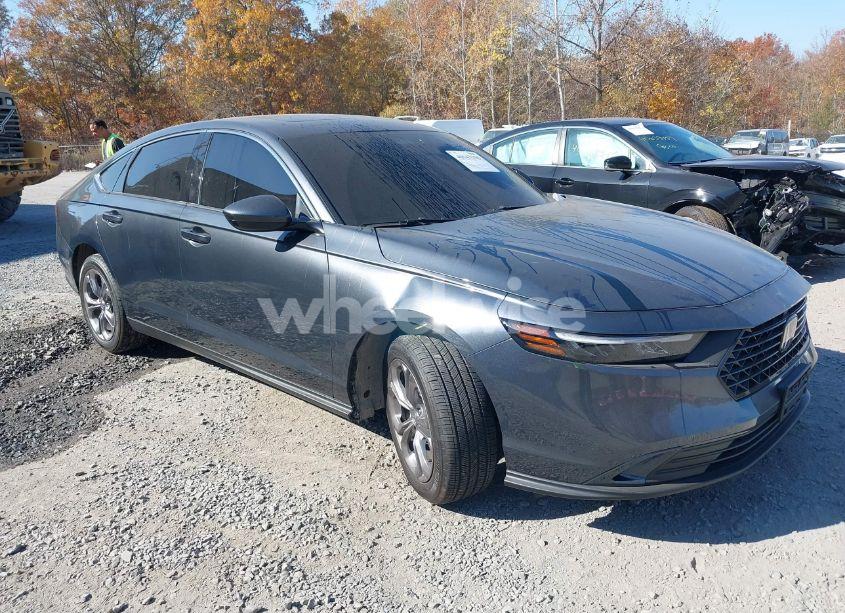 2024 Honda Accord EX (VIN 1HGCY1F35RA079770) main photo