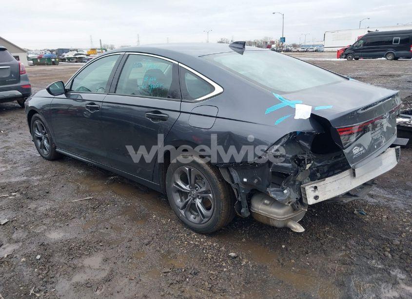 Photo 3 of 2023 Honda Accord EX (VIN 1HGCY1F36PA029442)